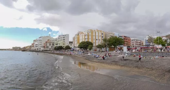 Strand am Zentrum von El Medano