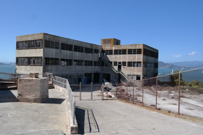 Industriegebäude auf Alcatraz