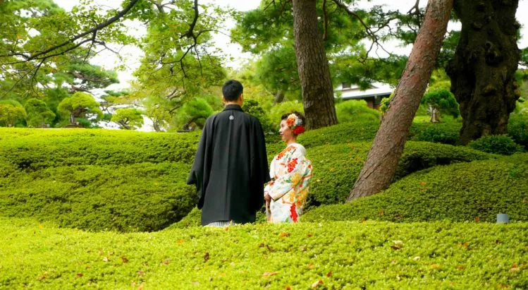 Brautpaar bei einer japanischen Hochzeit