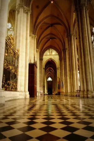 Seitenflügel der Kathedrale von Amiens