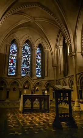 Altar in einem Seitengang in der Christ Church Cathedral in Dubli