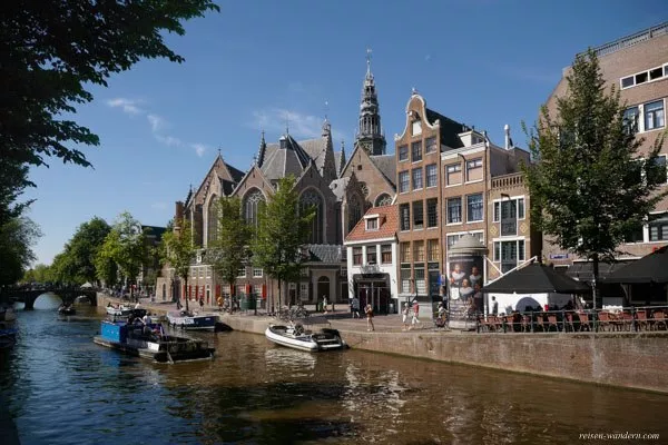 Bild: Oude Kerk in Amsterdam