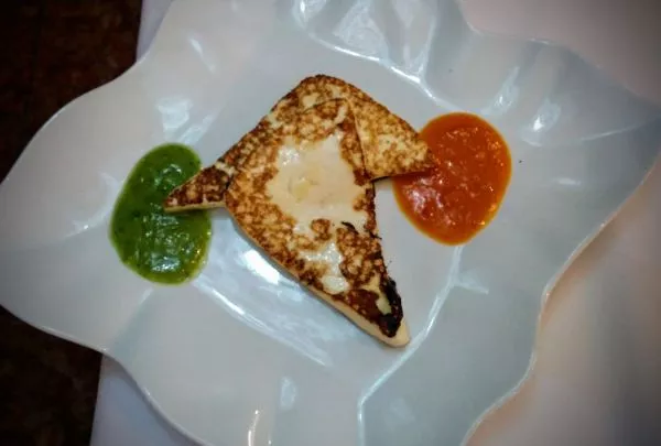 Tapas Käse mit Mojo Soße auf Teneriffa