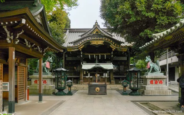 Toyokawa Inari Tempel Tokyo Betsuin in Asaksa