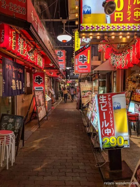 Okonomiyaki Restaurants bei Tsuruhashi Station