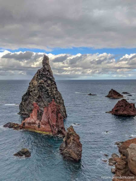 Felsen an der Nordspitze von Madeira