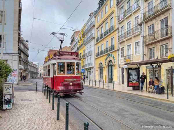 Alte Straßenbahn in Lissabon