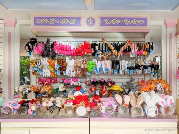 Haarreifen mit lustigen Dekorationen im Lotte World Freizeitpark