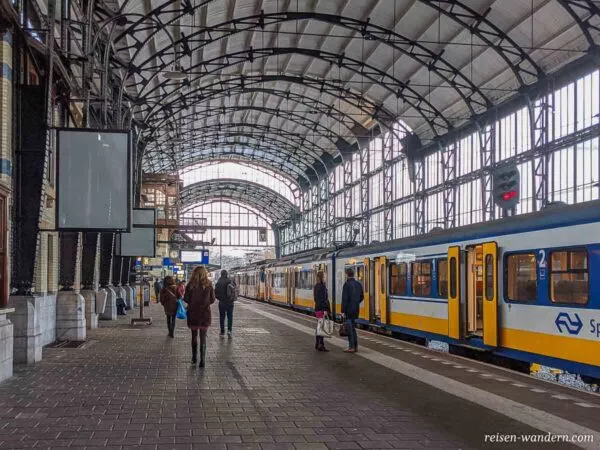 Bahnhof von Haarlem