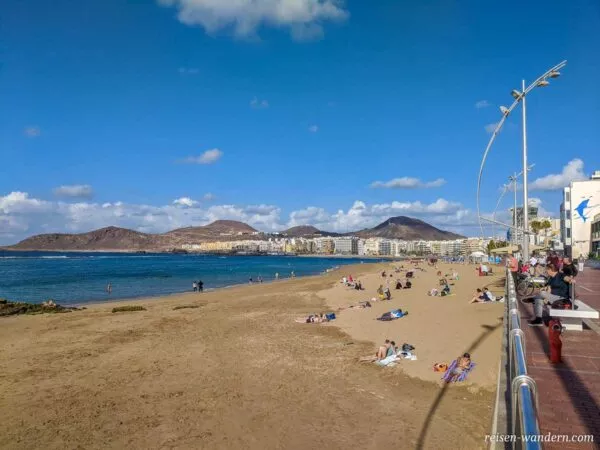 Strand Playa de las Canteras in Las Palmas