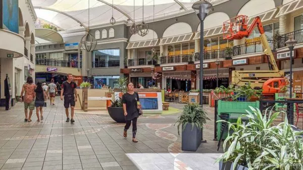 Shoppingcenter im Gebiet Surfers Paradise an der Gold Coast