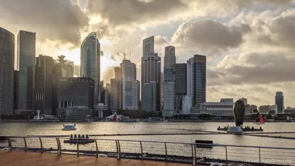 Skyline von Singapur bei der Marina Bay