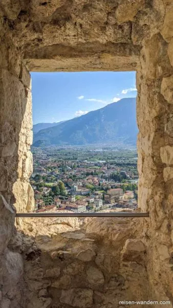 Blick von der Bastion auf Riva del Garda