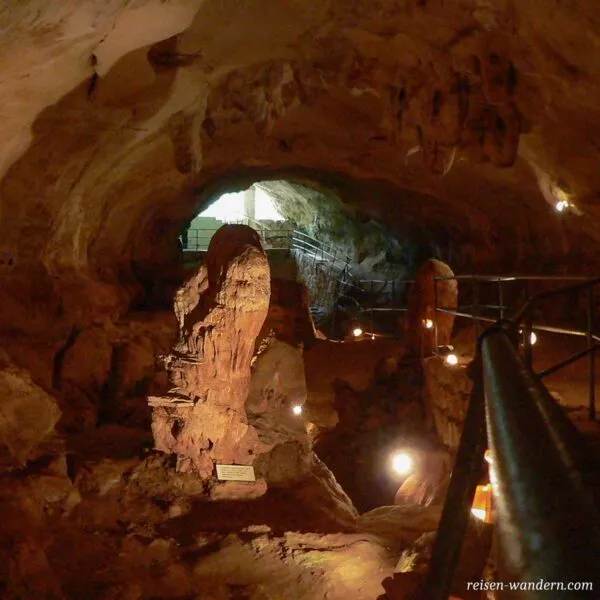 Blick in die Höhle Ghar Dalam