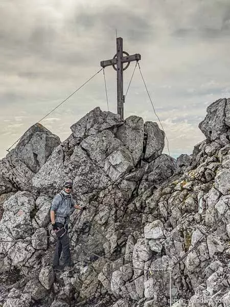 Gipfelkreuz Seegrubenspitze