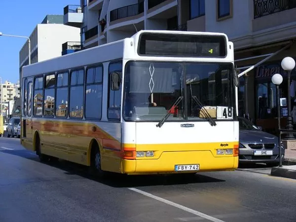 Bus auf Malta von 2010
